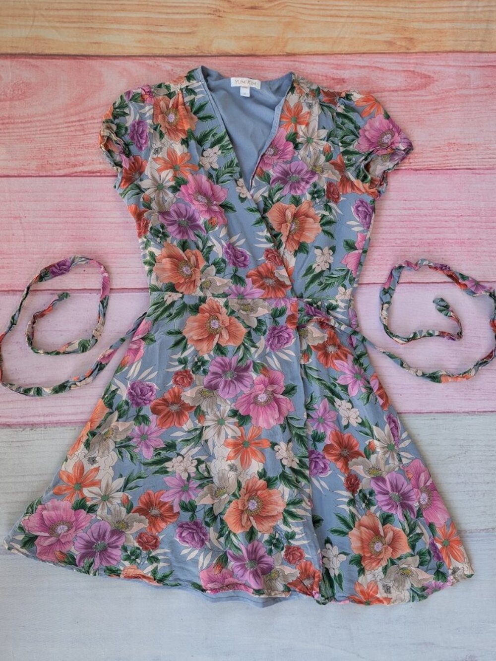 Yumi Kim Blue Floral Silk Kennedy Wrap Dress in Oahu Chambray Size Medium
